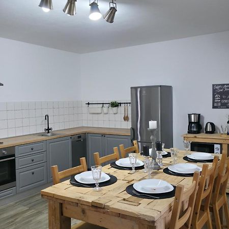 Viduka House Apartment Pridraga Luaran gambar