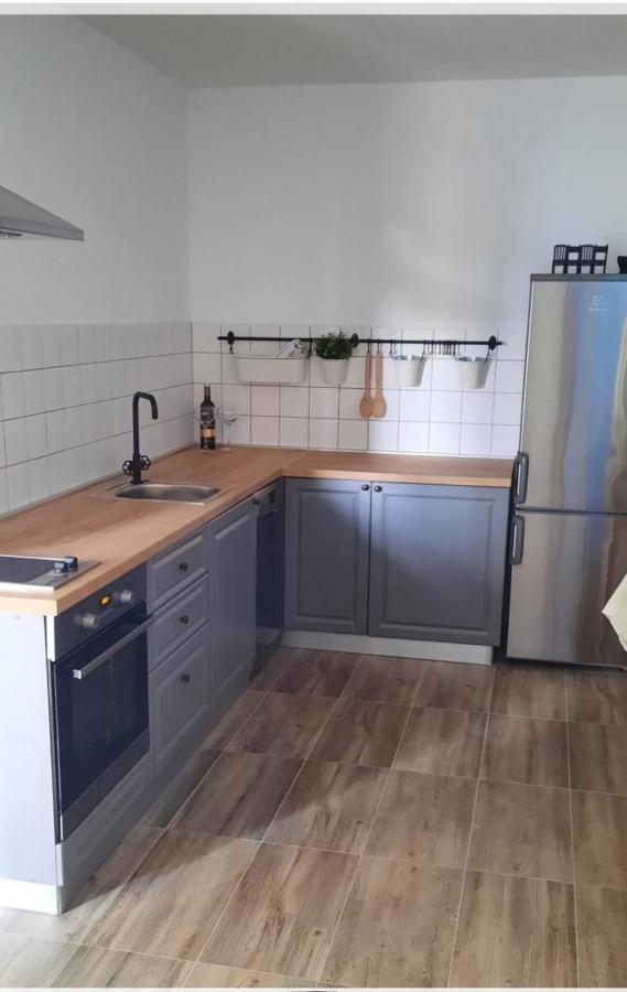 Viduka House Apartment Pridraga Luaran gambar